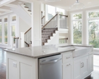 classic-home-kitchen-island-with-gorgeous-view
